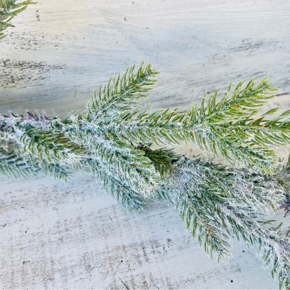 *Ice Finish Garland